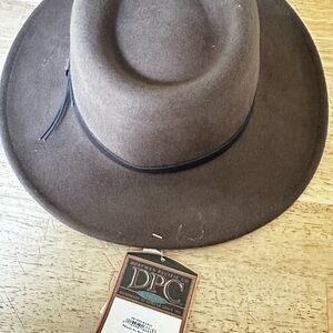 100% Wool Dorfman Outback/indiana jones-style unisex hat
